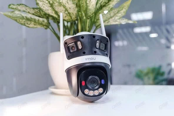 Camera 3 ống kính ngoài trời Imou IPC-S7UP-11M0WED (Cruiser Triple 11MP) + Thẻ 128gb